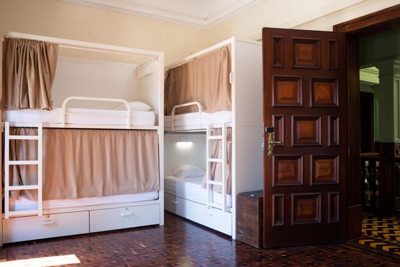 Bed 8-Bed Mixed Dormitory Room