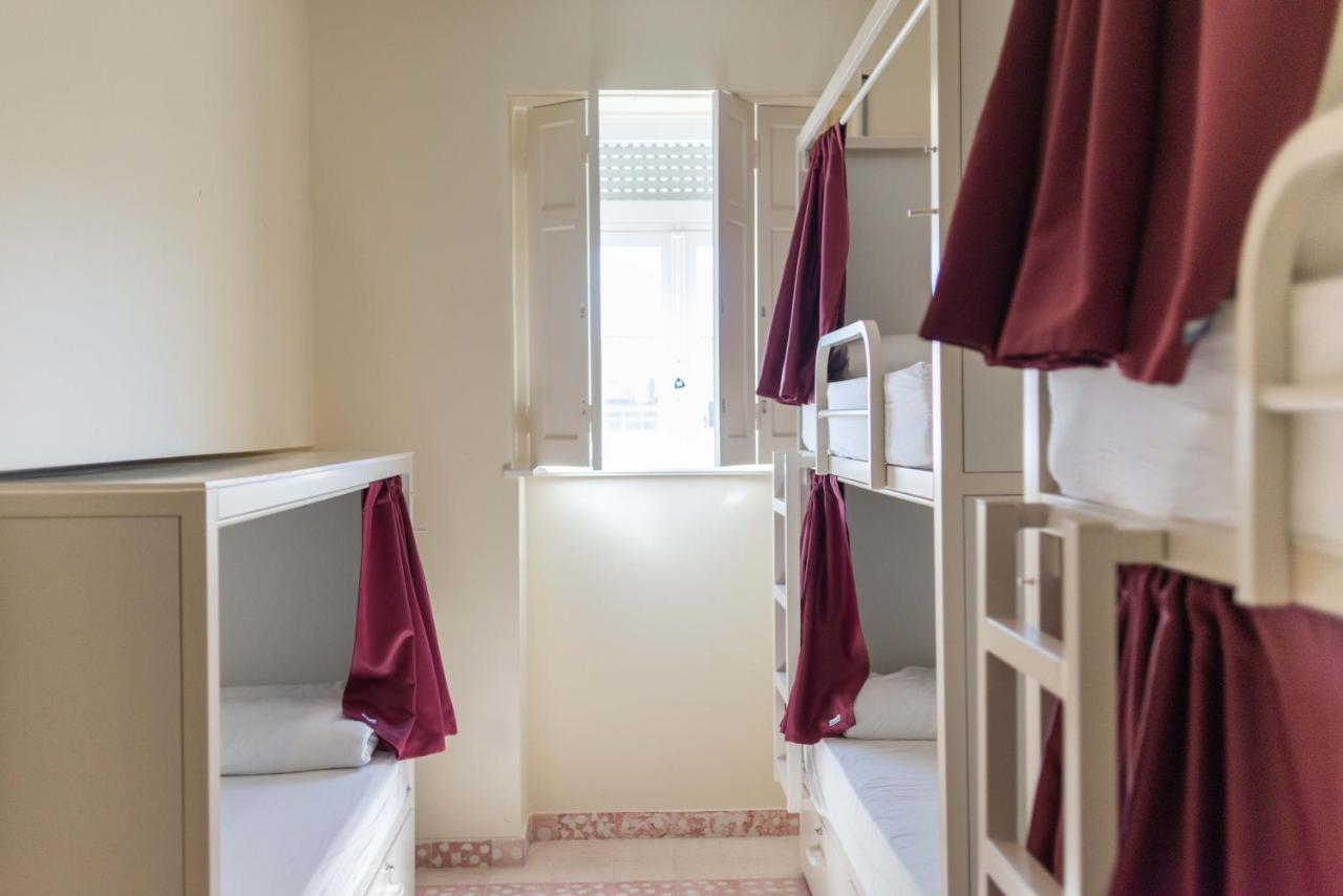 Bed 5-Bed Mixed Dormitory Room